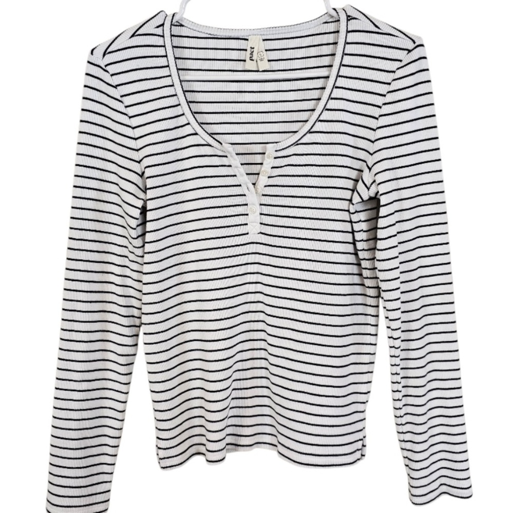 Pact Black and White Striped Long Sleeve Top
Size small - Picture 2 of 6